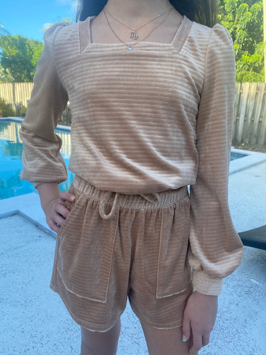 Feel Good Camel Short Set